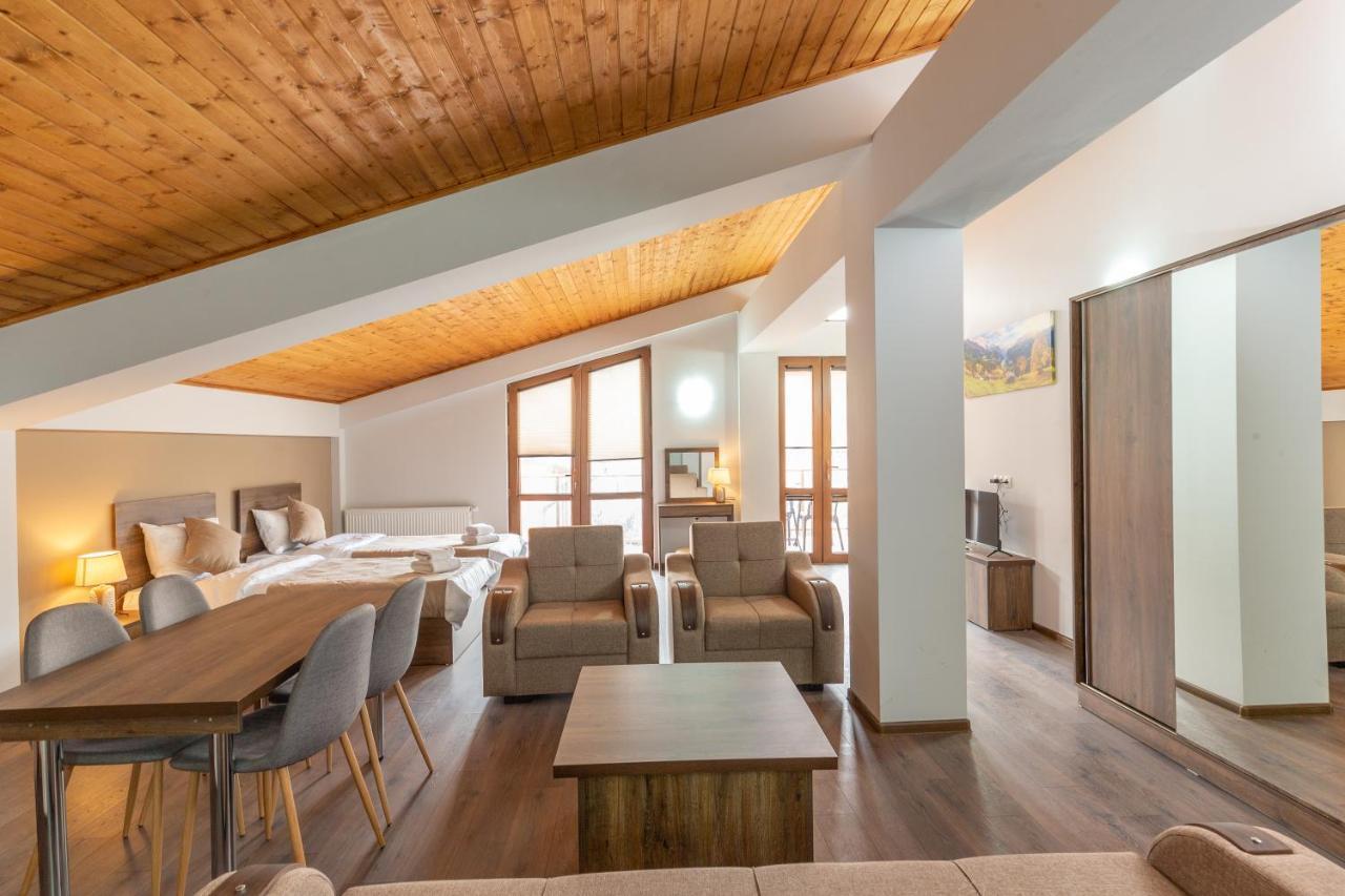 Pine Chalets By Ka Group Gudauri Kültér fotó