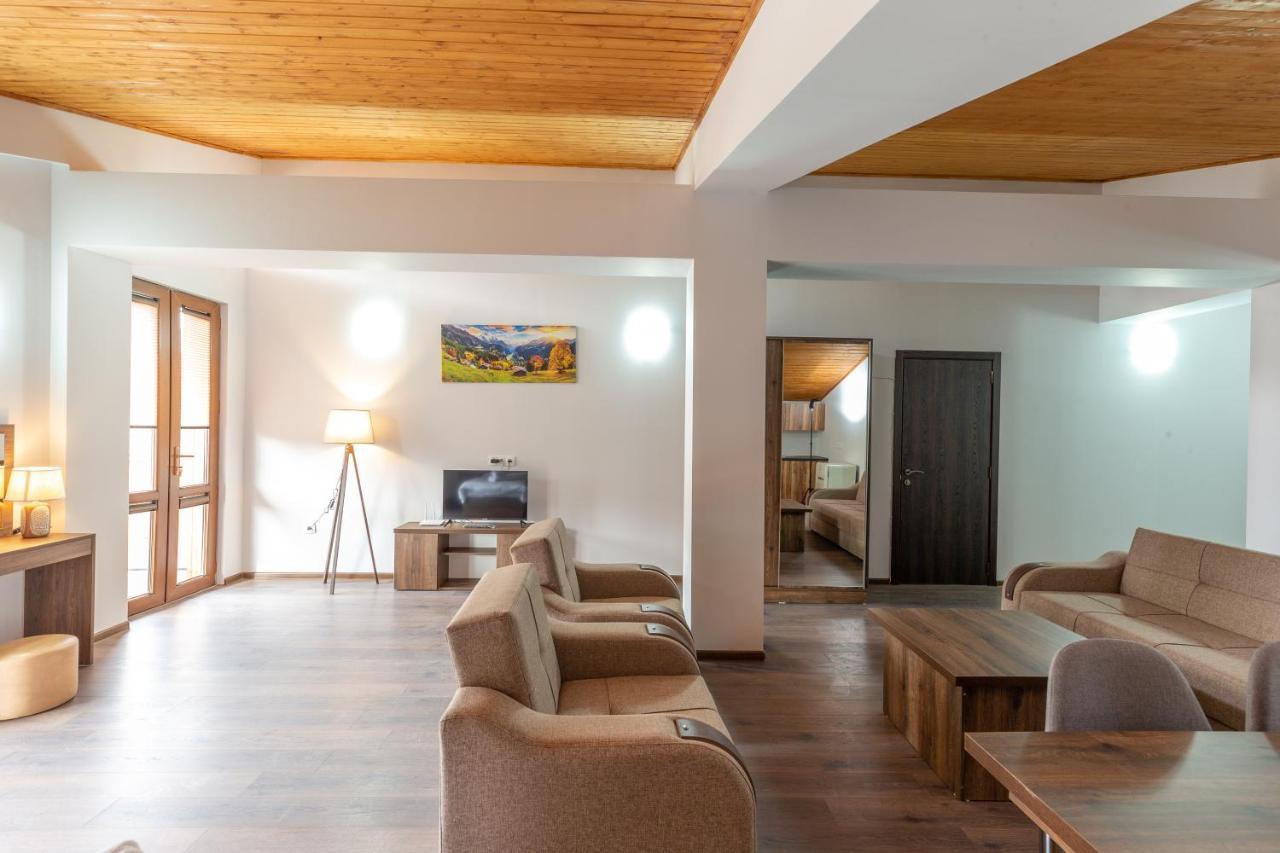 Pine Chalets By Ka Group Gudauri Kültér fotó